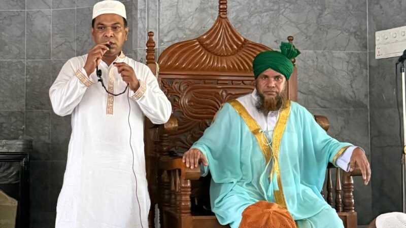চিলাউড়া কেন্দ্রীয় জামে মসজিদে জুমার নামাজ আদায় করলেন কয়ছর এম আহমেদ